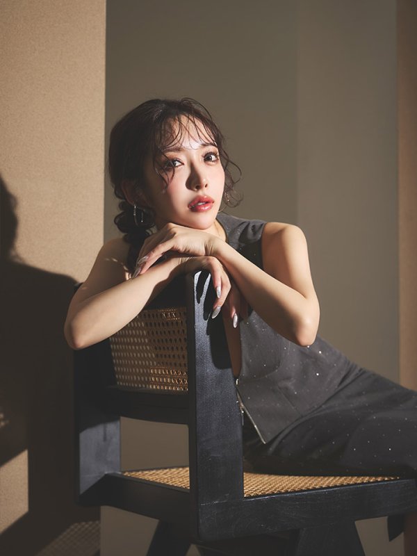 モデル：朝陽凪　身長：156cm　着用サイズ：Sサイズ