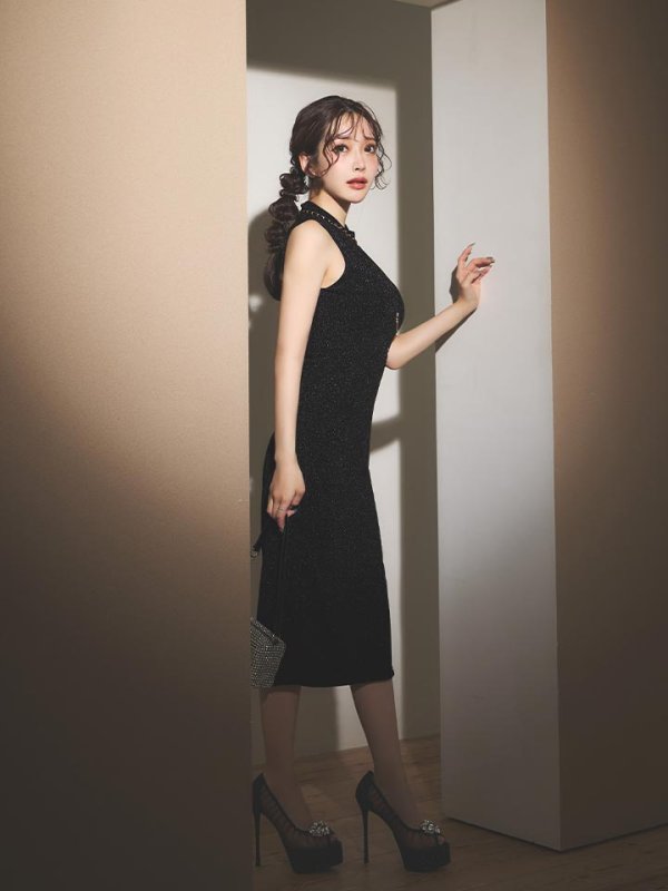 モデル：朝陽凪　身長：156cm　着用サイズ：Sサイズ