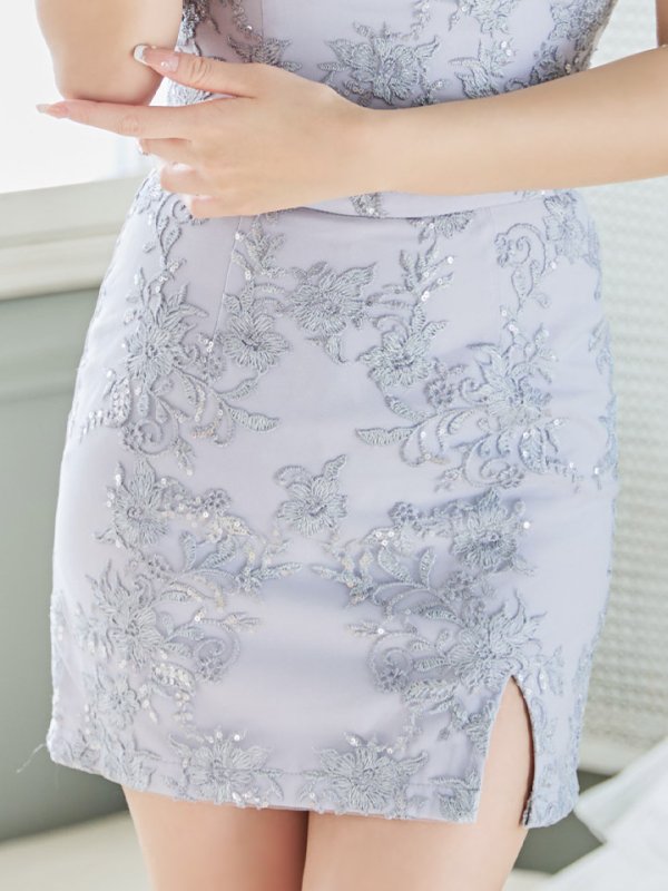 モデル：りな　身長：160cm　着用サイズ：Sサイズ