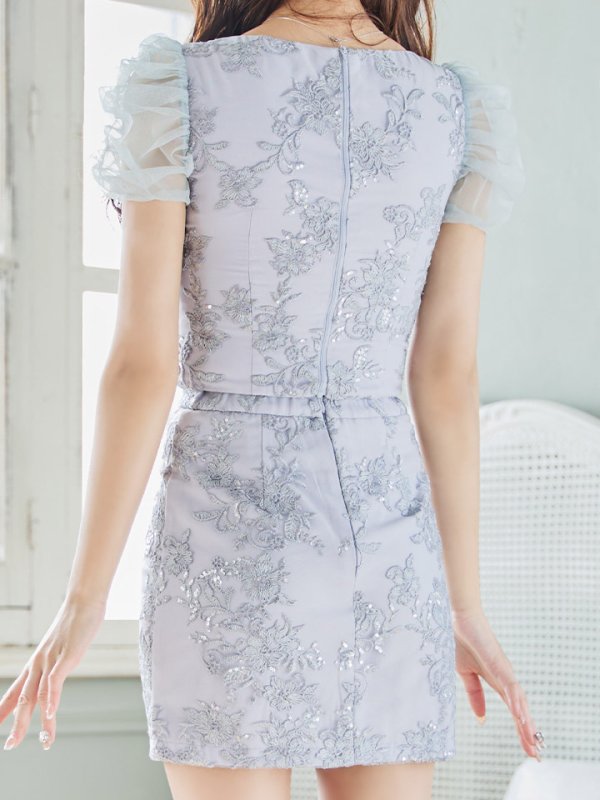 モデル：りな　身長：160cm　着用サイズ：Sサイズ