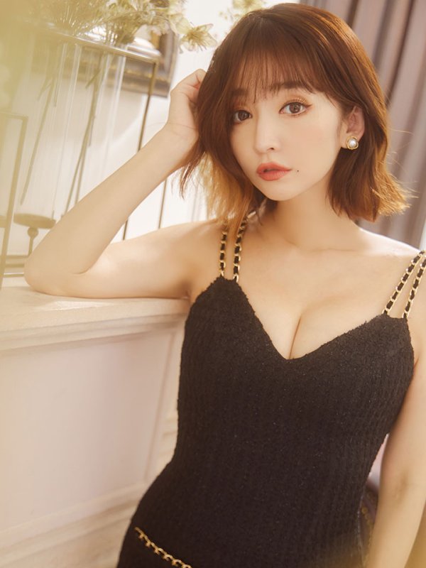 モデル：ゆりお　身長：165cm　着用サイズ：Sサイズ