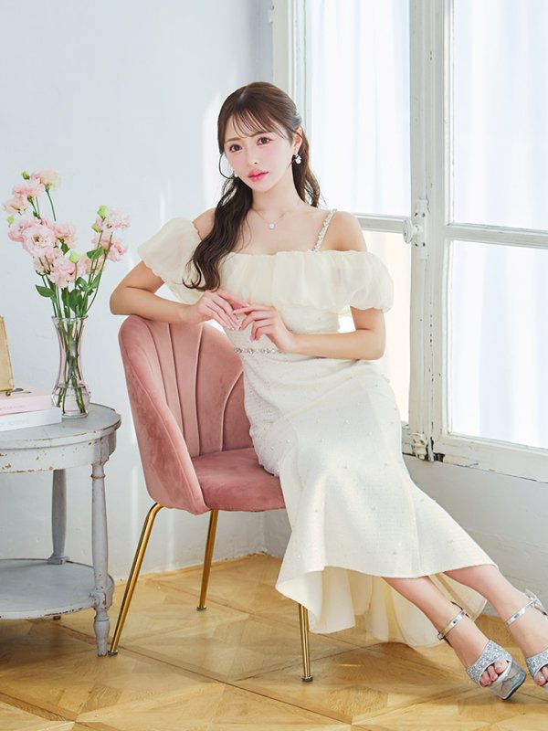 モデル：りな　身長：160cm　着用サイズ：Sサイズ