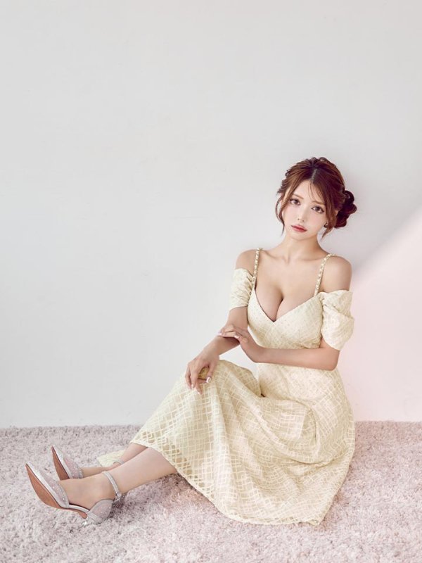 モデル:ももか 身長:156cm 着用サイズ:Sサイズ