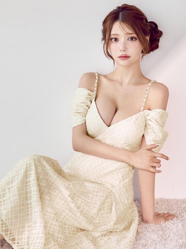 モデル:ももか 身長:156cm 着用サイズ:Sサイズ