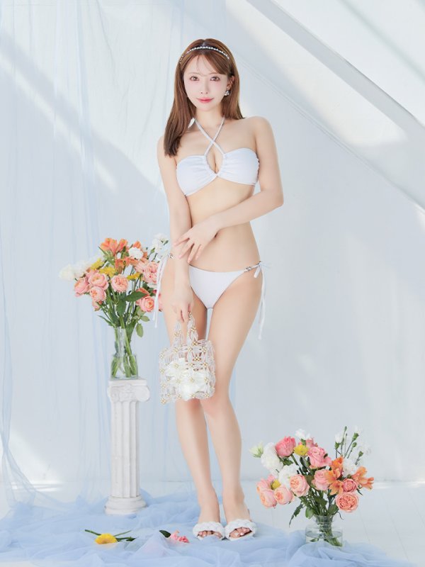 モデル：三上悠亜　身長159cm　着用サイズ：Sサイズ