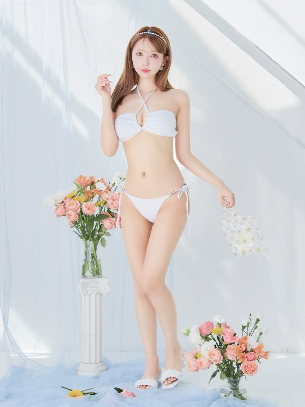 モデル：三上悠亜　身長159cm　着用サイズ：Sサイズ