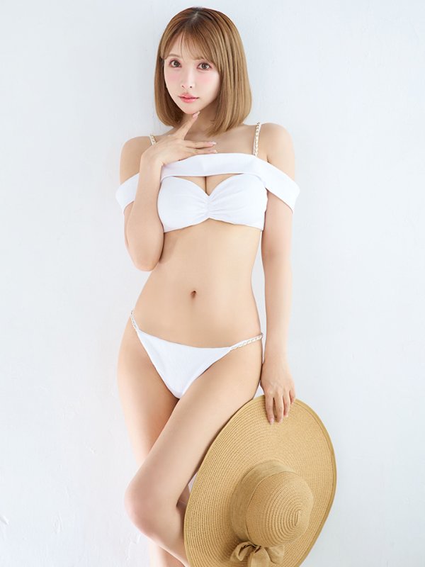 モデル：三上悠亜　身長159cm　着用サイズ：Sサイズ