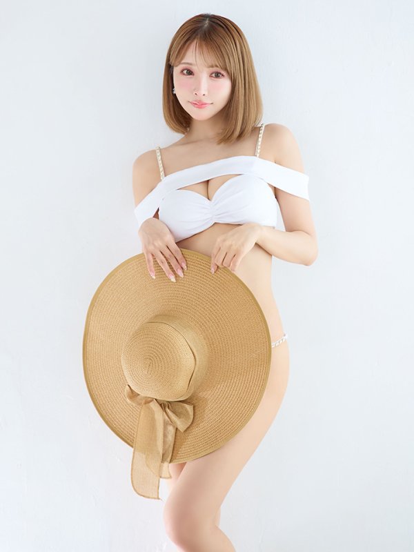 モデル：三上悠亜　身長159cm　着用サイズ：Sサイズ