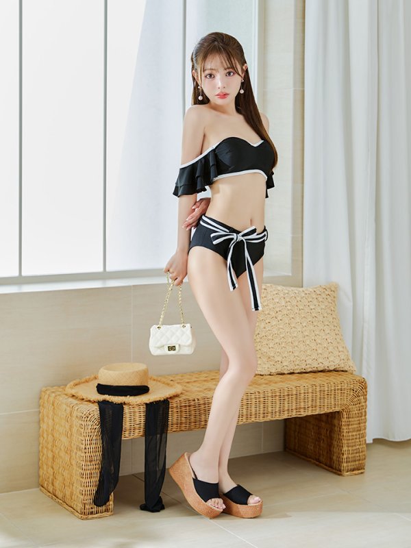 モデル：吉木千沙都　身長158cm　着用サイズ：Sサイズ