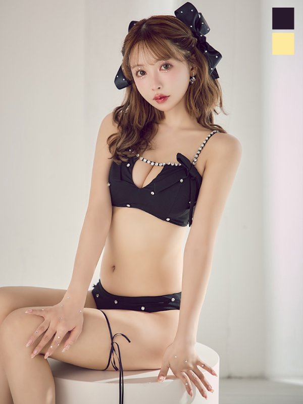 モデル：三上悠亜　身長：159cm　着用サイズ：Sサイズ