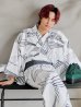 画像1: 【即日発送！】【メンズ浴衣】ホワイト×ブラック線画浴衣【浴衣３点セット 浴衣/帯/下駄】OBI-MS-004-wk-1-B [YMT] (1)