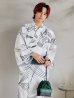 画像3: 【即日発送！】【メンズ浴衣】ホワイト×ブラック線画浴衣【浴衣３点セット 浴衣/帯/下駄】OBI-MS-004-wk-1-B [YMT]