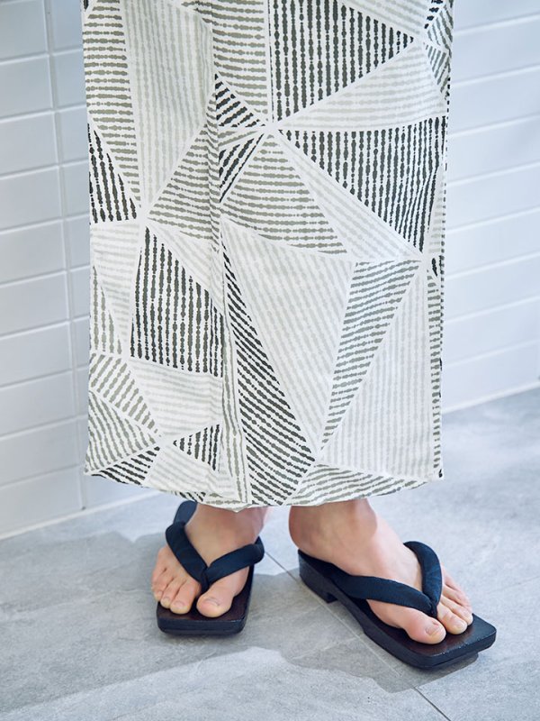 画像13: 【即日発送】【メンズ浴衣】カーキグリーン幾何学的模様浴衣 【浴衣３点セット 浴衣/帯/下駄】[YMT]