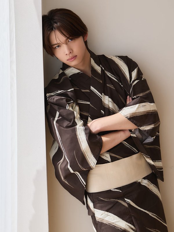 モデル：今井暖大　身長：173cm　着用サイズ：Lサイズ