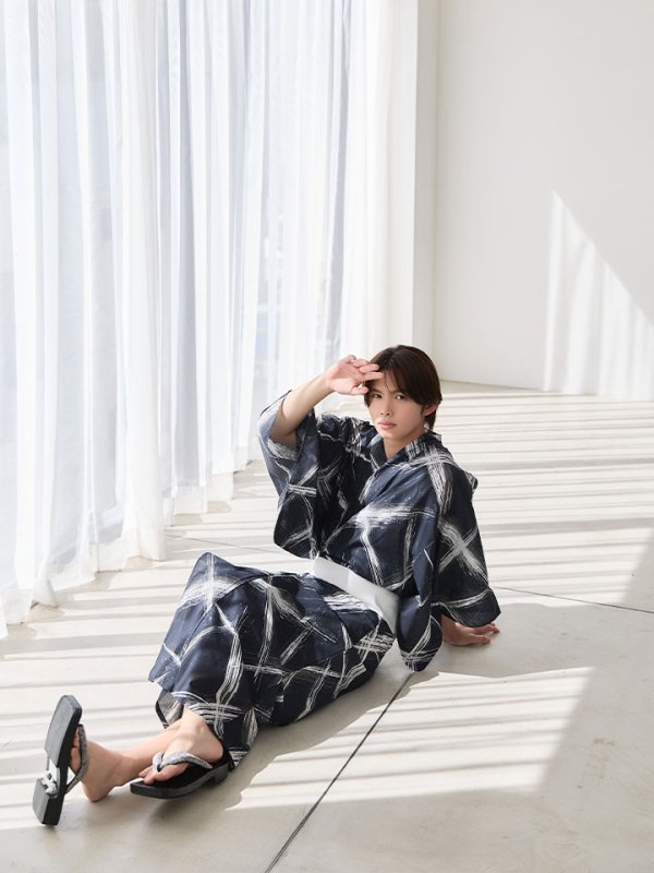 モデル：今井暖大　身長：173cm　着用サイズ：Lサイズ