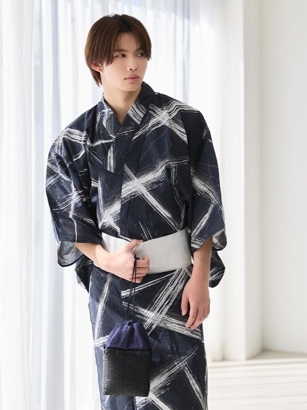 モデル：今井暖大　身長：173cm　着用サイズ：Lサイズ