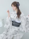 【即日発送】【Riuコラボ】白地×パリの街浴衣 OBI-lame-400-kj-2-B / HIMO-900-yn-4-GYxGY / HEKO-800-sb-5-W / YA-73-kn-GY / YA-1086-wk-B /GETA-01-kj-3-IV/[yo/YMT]