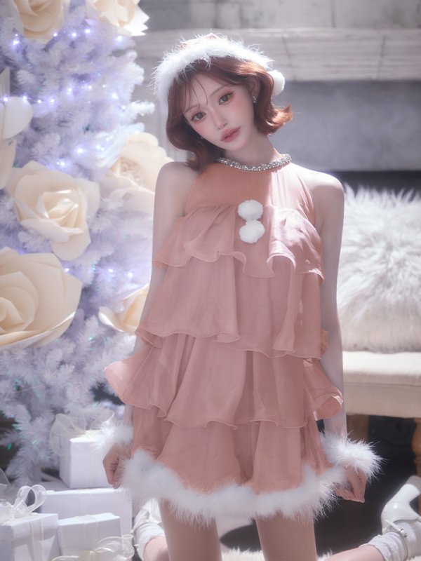 ピンク　モデル：明日花キララ　身長：162cm　着用サイズ：Sサイズ