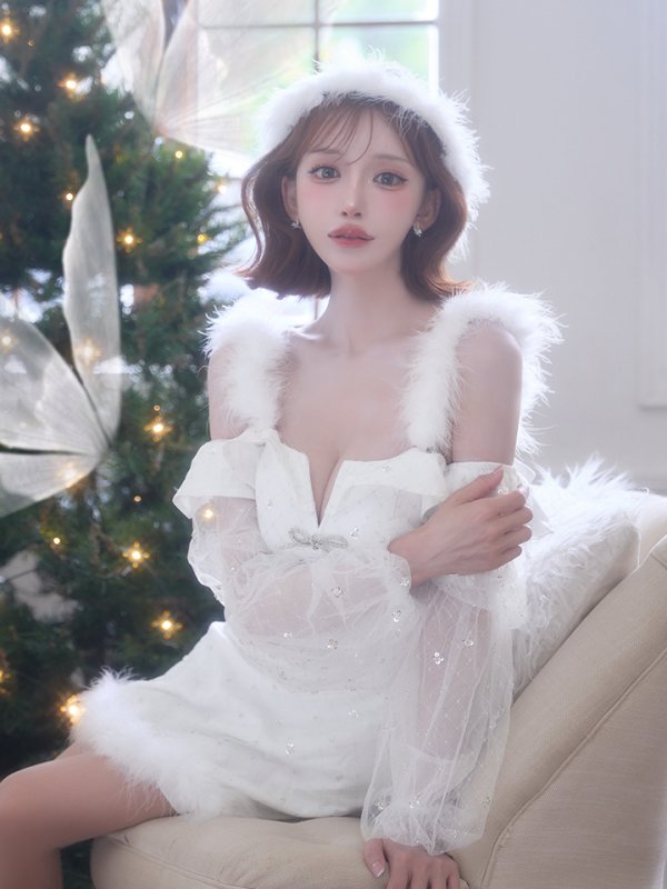 モデル：明日花キララ　身長：162cm 着用サイズ：Sサイズ