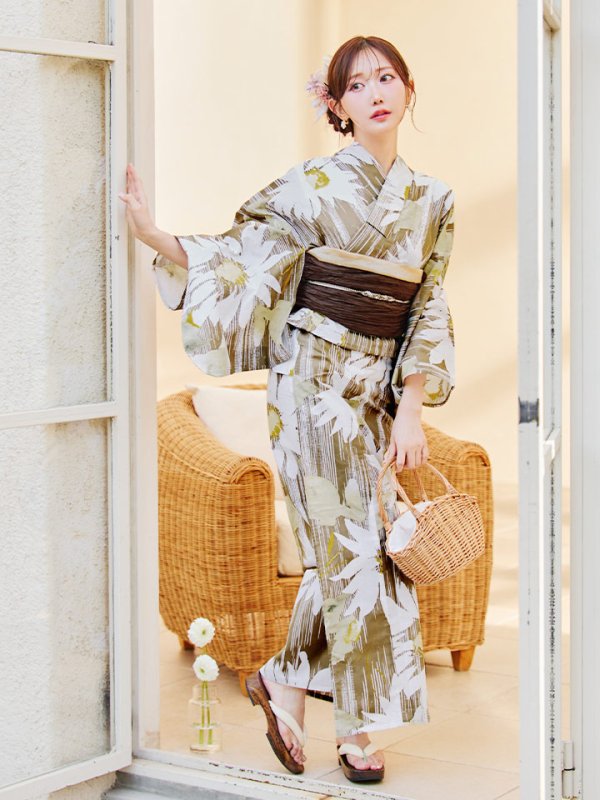 モデル:菅野結以 身長:163cm 着用サイズ:Fサイズ