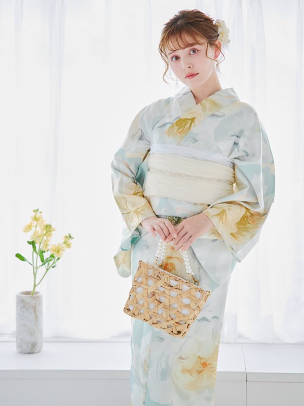 モデル:加藤ナナ 身長160cm 着用サイズ:Fサイズ