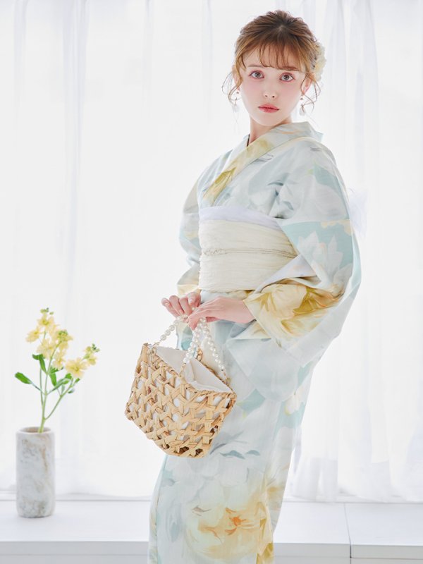 モデル:加藤ナナ 身長160cm 着用サイズ:Fサイズ