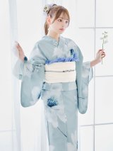 【予約 / 5月中旬発送予定】ブルーホワイトフラワー柄浴衣  【浴衣３点セット 浴衣/帯/下駄】OBI-siwa-200-kj-13-OW / HIMO-900-yn-5-IV / HEKO-800-sb-2-BE / YA-953-kn-BL / YA-1070-kn-DusBL / GETA-01-kj-2-BL / [y/OF01]