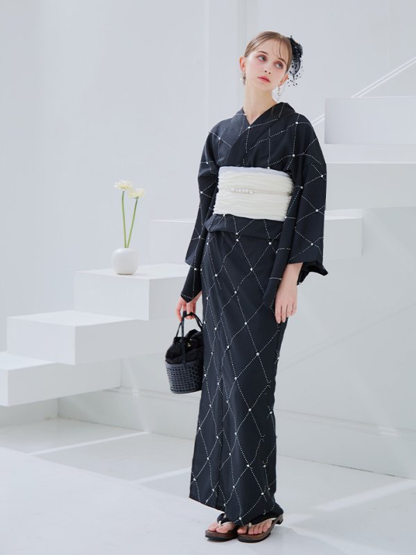 モデル：KATE　身長169cm　着用サイズ：Fサイズ