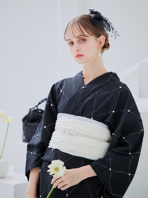 モデル：KATE　身長169cm　着用サイズ：Fサイズ