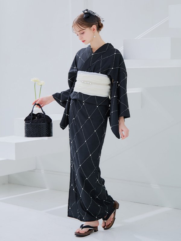 モデル：KATE　身長169cm　着用サイズ：Fサイズ