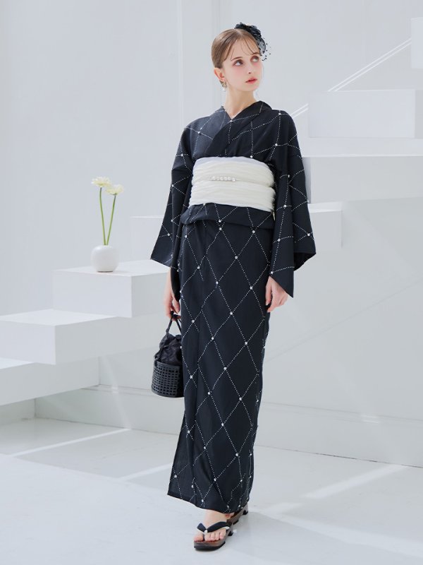 モデル：KATE　身長169cm　着用サイズ：Fサイズ