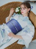 【予約 / 5月中旬発送予定】水彩百合ナチュラルブルー浴衣 OBI-g-500-kj-9-NV / HIMO-900-yn-4-GYxGY / HEKO-800-sb-8-DusBL / YA-1074-kn-BL / GETA-01-kj-2-BL / [y/YMT]