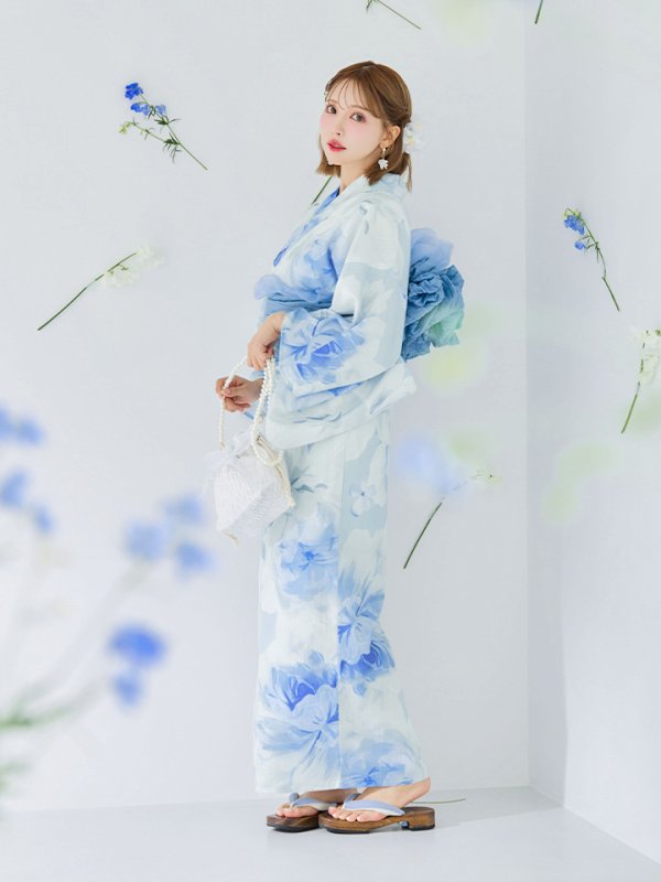 モデル：三上悠亜　身長159cm　着用サイズ：Fサイズ