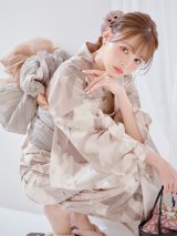 【予約 / 5月中旬発送予定】蒼華に咲く牡丹浴衣【浴衣３点セット 浴衣/帯/下駄】OBI-siwa-204-wk-8-BE / HIMO-900-yn-8-P / HEKO-800-sb-11-MOC / YA-1070-kn-DuP / GETA-01-kj-7-P/ [yo/YMT]