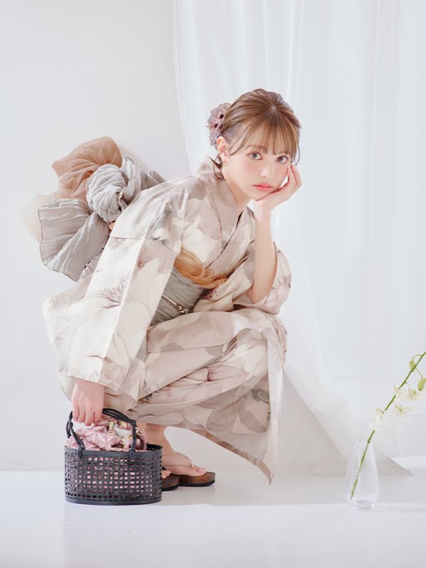 モデル：ちぃぽぽ　身長158cm　着用サイズ：Fサイズ