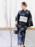 画像16: 【ノベルティ対象】線画フラワー紺地浴衣【浴衣３点セット 浴衣/帯/下駄】 OBI-hira-100-ok-15-WxW / HIMO-900-yn-1-B / YA-1072-kn-B / GETA-01-kj-1-B/ [y/OF01]