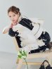 画像1: 【即日発送】モノトーンフラワー浴衣 【浴衣３点セット 浴衣/帯/下駄】OBI-hira-100-ok-15-WxW / HIMO-900-yn-1-B / YA-1086-wk-B / GETA-01-kj-1-B/ [/OF01] (1)