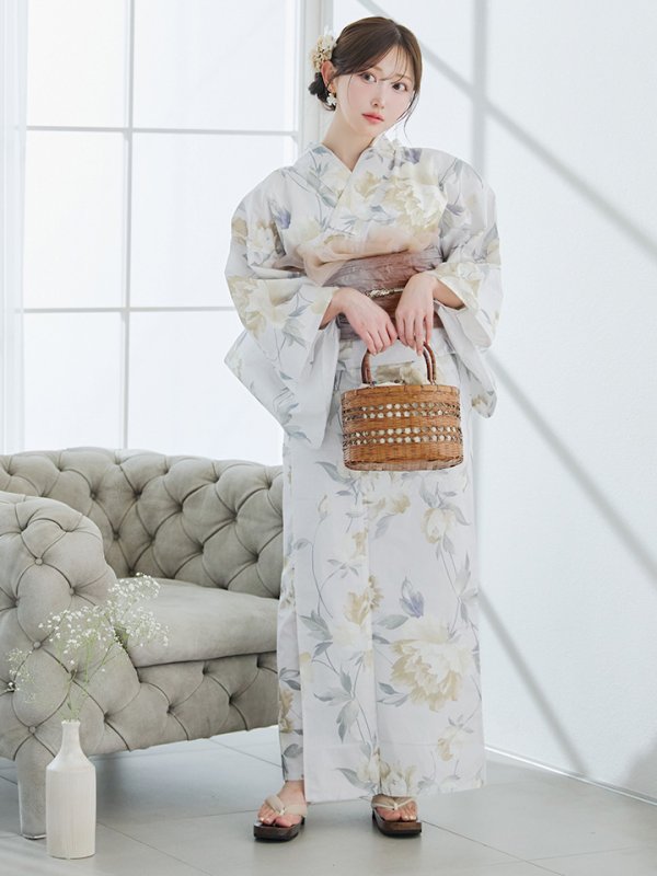 モデル：菅野結以　身長：163cm　着用サイズ：Fサイズ