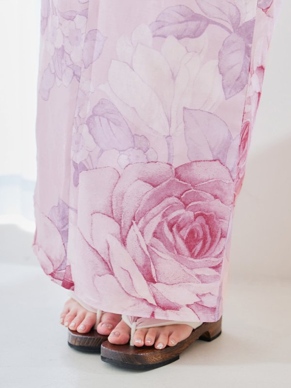 モデル:明日花キララ 身長:162cm 着用サイズ:Fサイズ