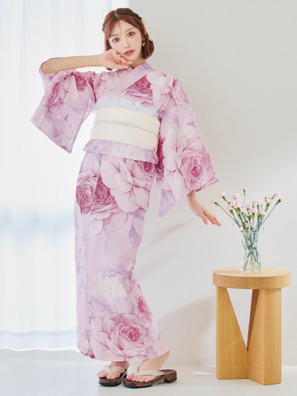 モデル:明日花キララ 身長:162cm 着用サイズ:Fサイズ