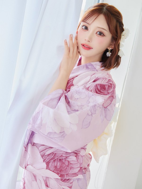 モデル:明日花キララ 身長:162cm 着用サイズ:Fサイズ