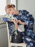 水彩線画フラワー浴衣 OBI-siwa-200-kj-13-OW / HIMO-900-yn-5-IV / HEKO-800-sb-8-DusBL / YA-948-kj-NV / GETA-01-kj-3-IV/ [OF01]