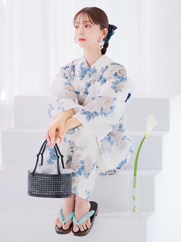 モデル:麻亜里 身長:160cm 着用サイズ:Fサイズ