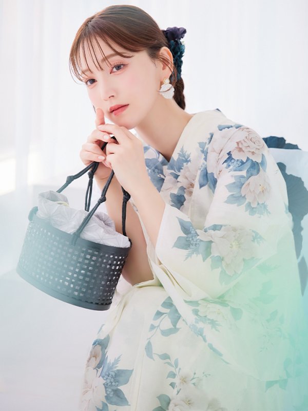モデル:麻亜里 身長:160cm 着用サイズ:Fサイズ