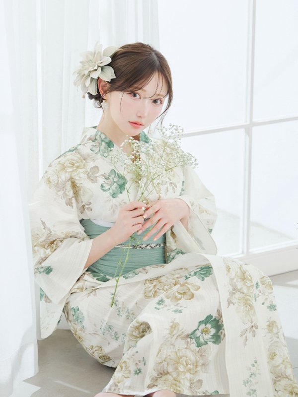 モデル：菅野結以　身長：163cm　着用サイズ：Fサイズ