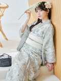 【予約 / 5月下旬発送予定】クラシカルグレイッシュフラワー浴衣 OBI-siwa-204-wk-12-OW / HIMO-900-yn-7-MOC / HEKO-800-sb-5-W / YA-1077-wk-W / GETA-02-ok-4-MOC/ [y/OF01]