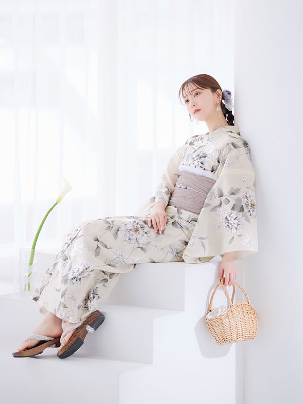 モデル：麻亜里　身長：160cm　着用サイズ：Fサイズ