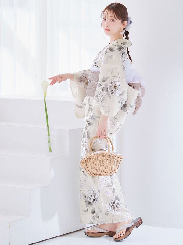 モデル：麻亜里　身長：160cm　着用サイズ：Fサイズ