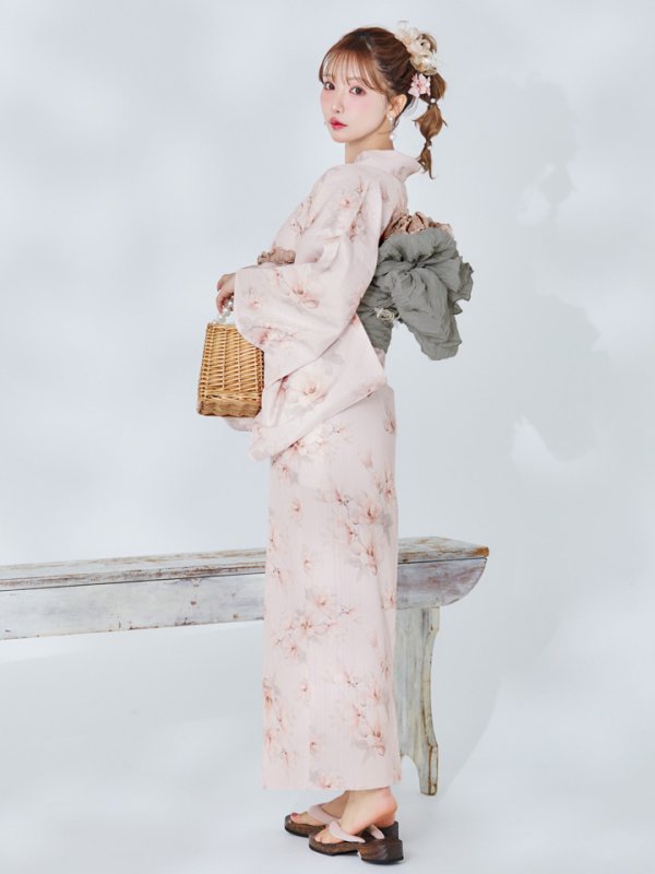 モデル：三上悠亜　身長：159cm