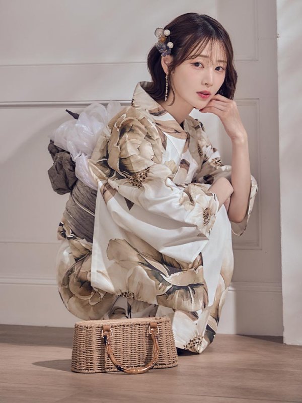 モデル：天海りこ　身長：156cm